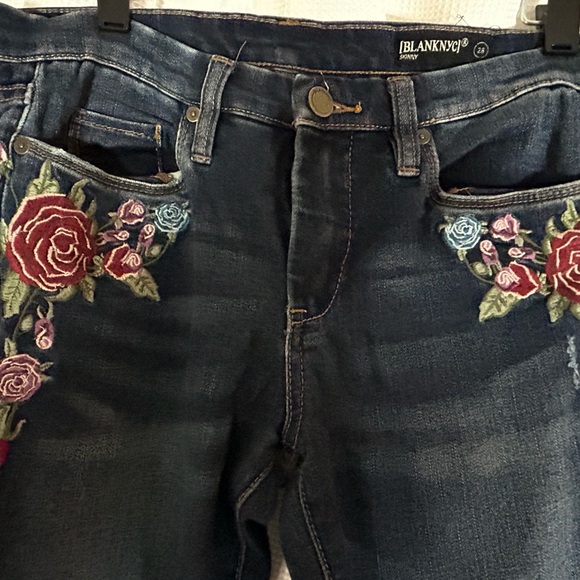 Blank NYC Blue Skinny Jeans with Floral Embroidery - Picture 2 of 11